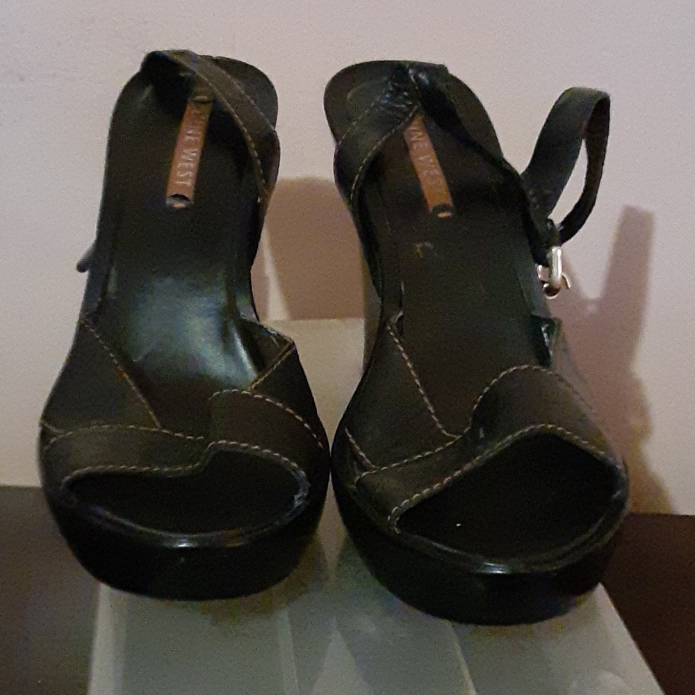 Black Nine West leather Wedges